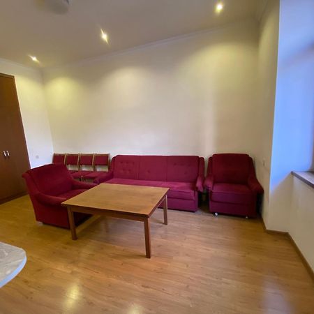 Renovated One Bedroom In The Touristic Center Of Jerevan Eksteriør billede